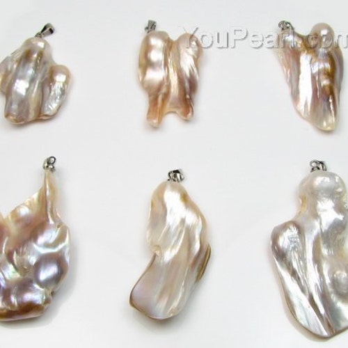 Blister Pearl Shell Pendant Free Form 