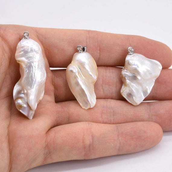 Natural Shell Flower Pendant Freshwater Shell Flower Natural Quartz Stone  Charms for Jewelry Making DIY Necklace Earrings Crafts