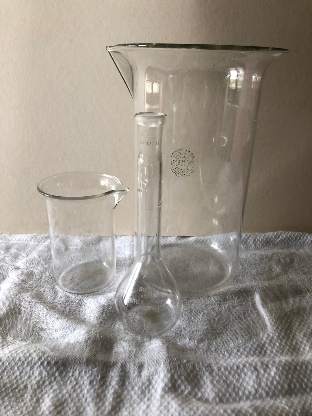 Vintage French X 3 PYREX Green Stamp Beaker Small Beaker Flask Flat Pontil Marks Laboratory