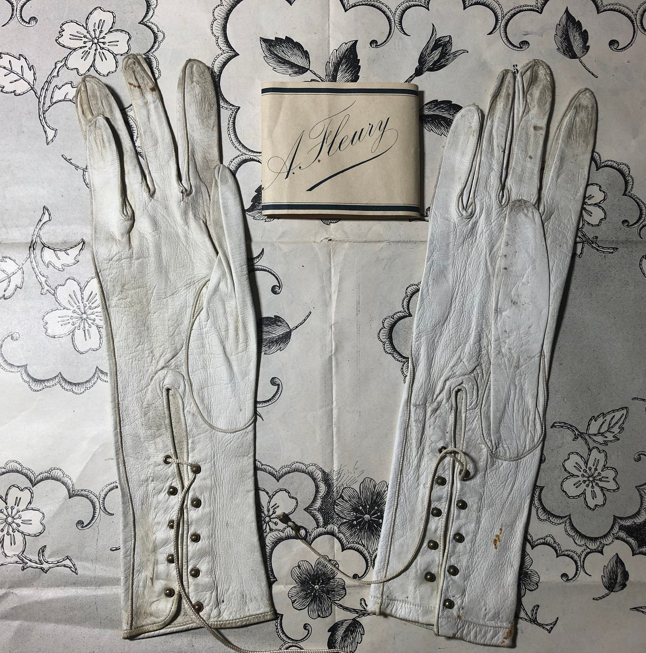 Antique French White Kid Leather Titanic Era Ladies Gloves | Etsy