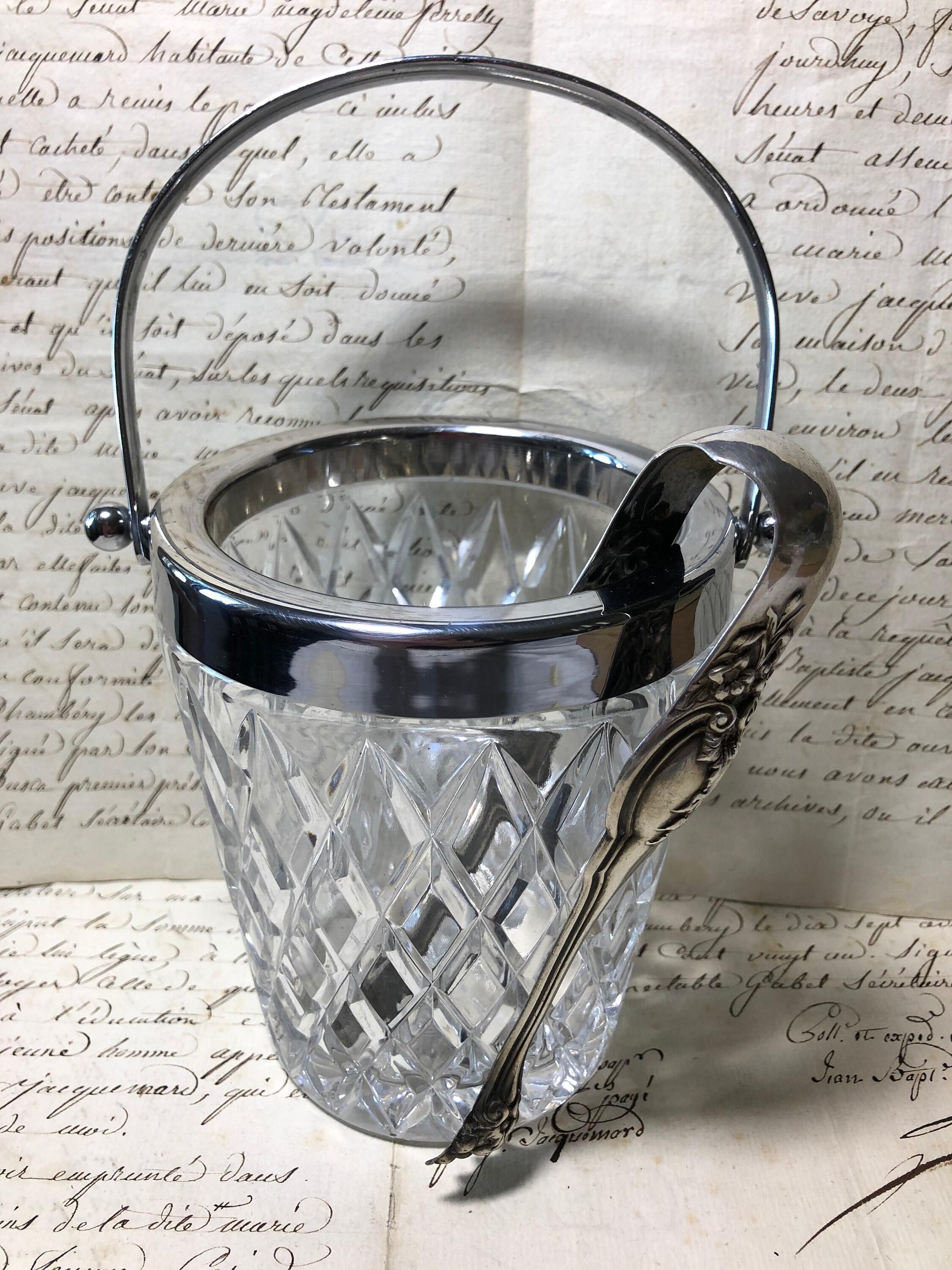 Superbe Seau à Glace en Chrome Verre Coupé Français Vintage avec Pinces Antiques Plaque d'argent