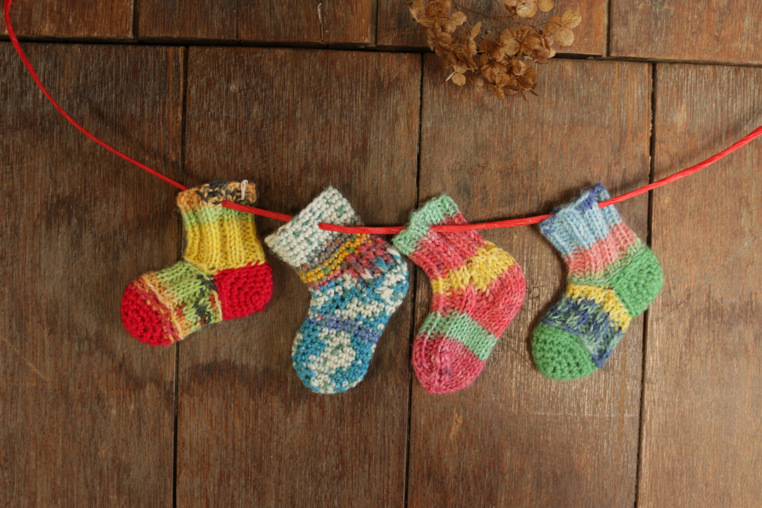 両先針で編むミニ靴下レシピクリスマスオーナメント - Etsy 日本