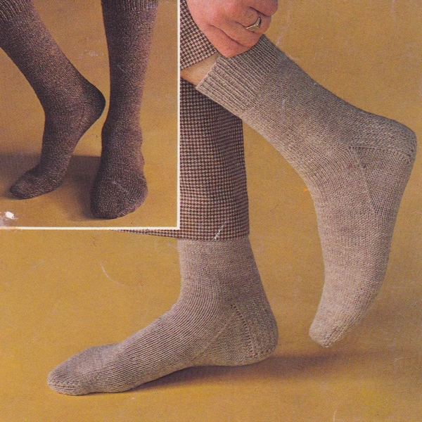Men's socks to knit.  Plain long or short socks, three sizes, in 4 ply. Simple and classic vintage knitting pattern.  Instant download PDF.
