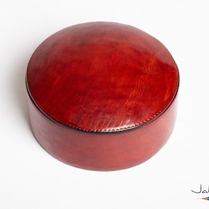 Tuareg handcrafted leather box - Jewelry box / Decoration Diameter 16 cm