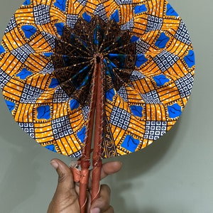 Hand fan