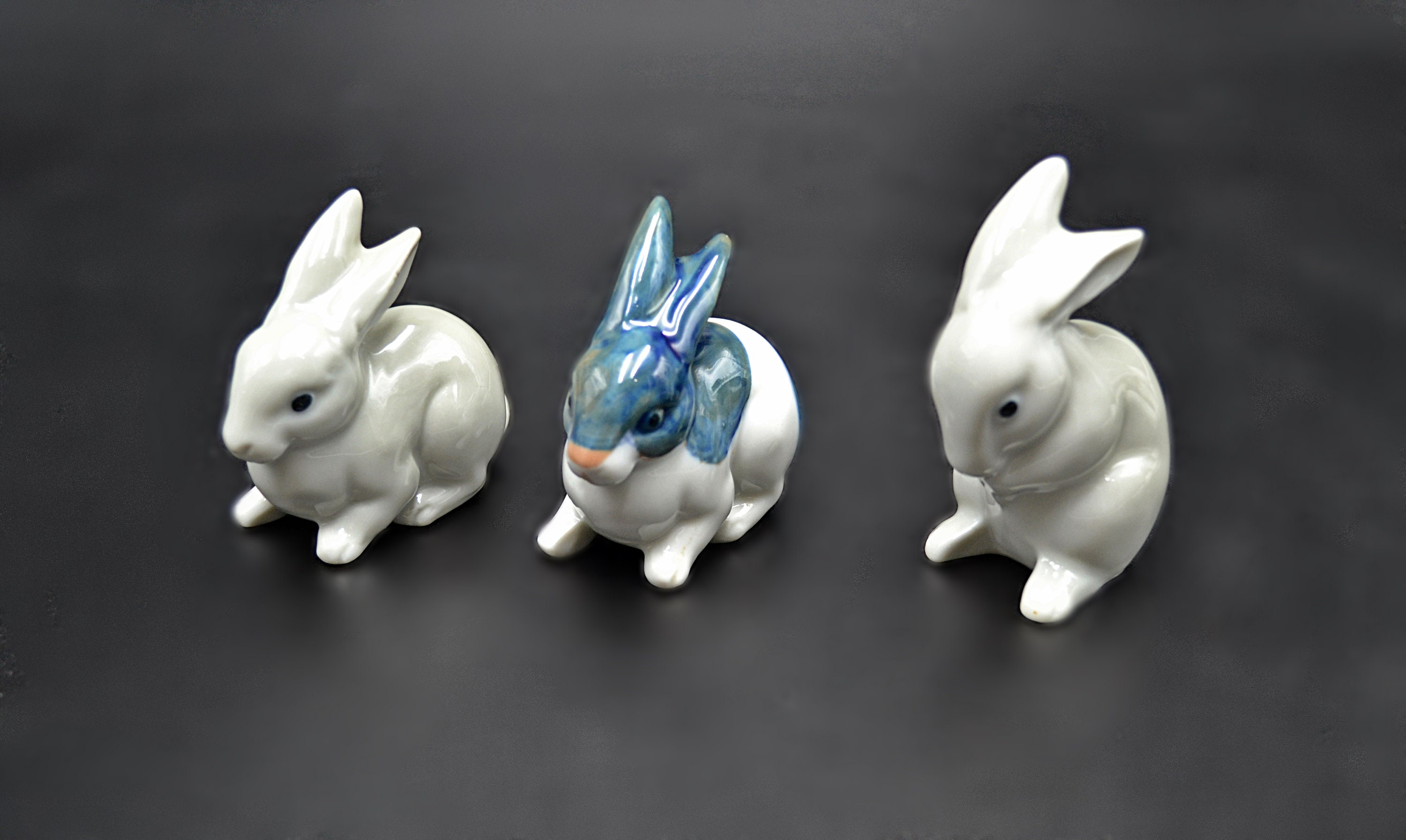 figurines ceramic