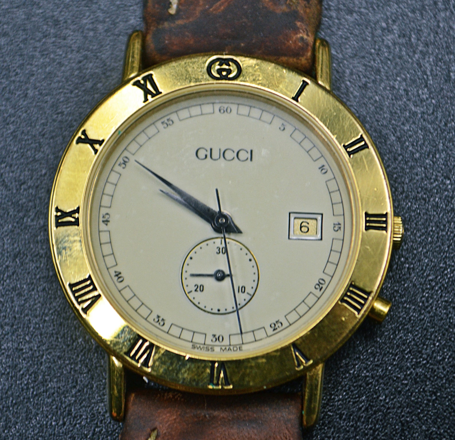 Ladies Vintage Gucci 3800Jr Wristwatch With Gucci Watch Case Etsy