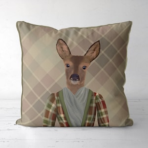 Scottish Deer Pillow Cover - Countess Glen - Fabulous idea for scottish gift or deer lover, farmhouse cushion cover, country house stag