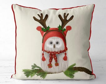 Housse de coussin de Noël, chouette duveteuse en bois de cerf, cadeau de fête amusant ou décoration de maison de vacances, oreiller de Noël chouette mignon par Fabfunky