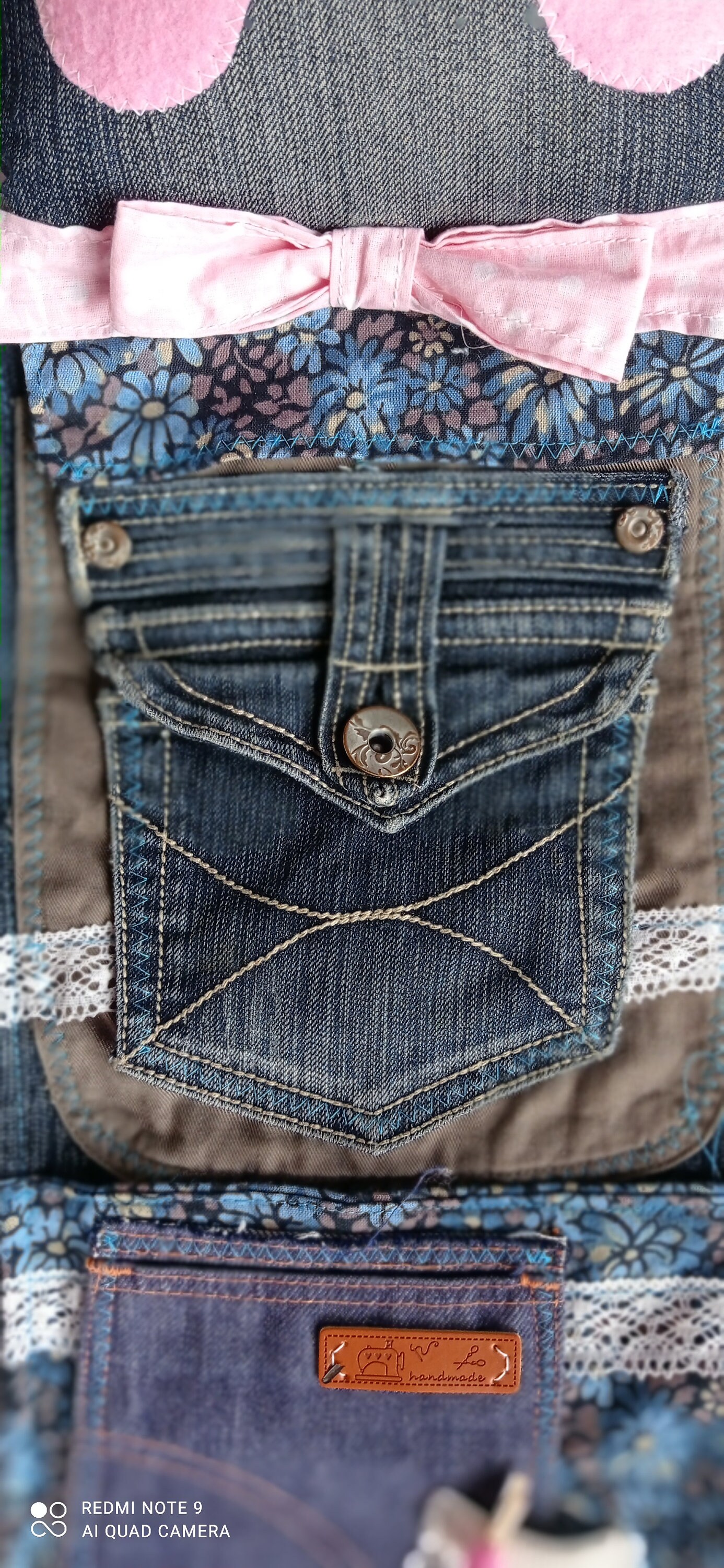 Porta oggetti da parete in jeans: idea regalo e arredamento -  Genitorialmente