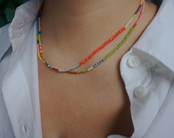 Collar de cuentas de cristal cortado, Gargantilla fina colorida, Collar minimalista mujeres delicadas, Regalo de joyería para hija, Color de collares personalizados