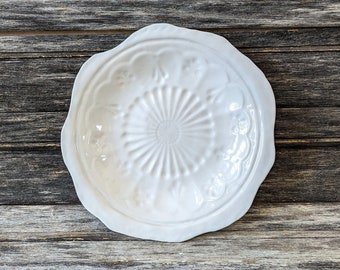 Handmade in Texas, hand formed, cake-plate, unique, stoneware, clay, pottery, ceramic, glazed, pattern, one of a kind, plate, white, crochet