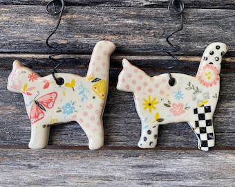 Cat, Handmade in Texas, unique, stoneware, clay, pottery, ceramic, glazed, patterned, leaves, one of a kind, Christmas ornament, flowers
