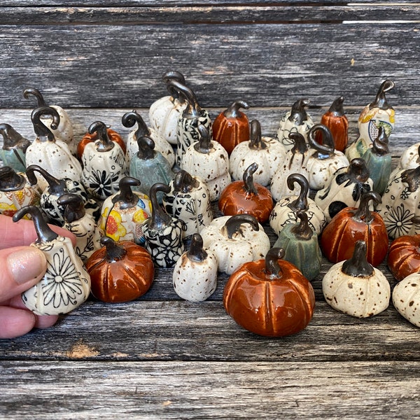 Handmade in Texas, unique, stoneware, clay, pottery, ceramic, glazed, patterned, one of a kind, pumpkin, Halloween, Fall, Autumn, decoration