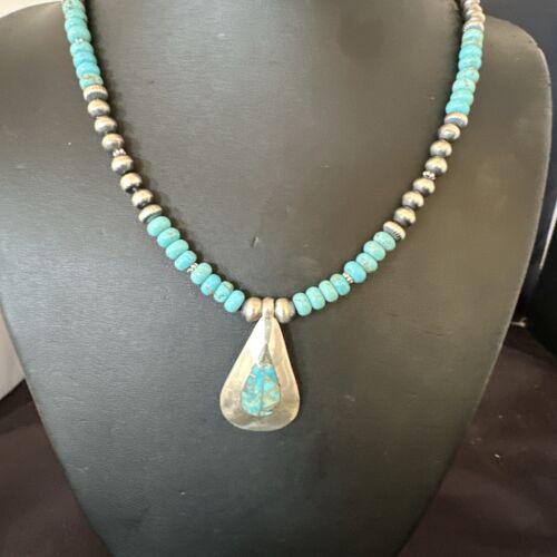 ナバホ族 ブルースパイダーウェブターコイズインレイペンダント