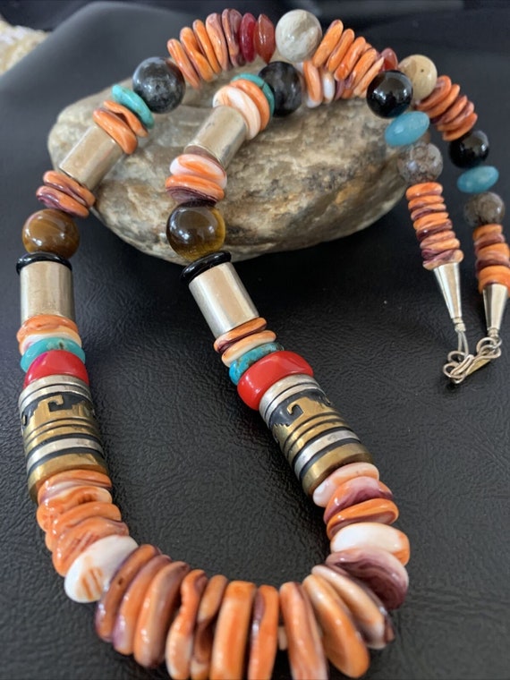 Native American Tommy Singer Vintage Spiny Oyster Sterling Silver Gold Necklace Native American Tommy Singer Vintage Spiny Oyster Sterling Silver Gold Necklace