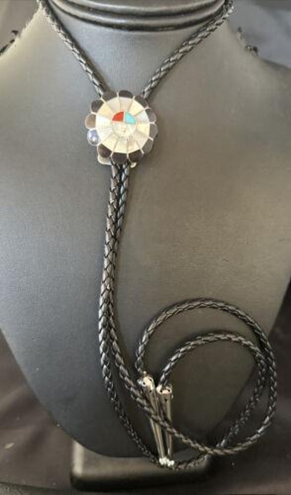 Superb Vintage Native American Zuni Inlay Turquoise Mother Of Pearl Sterling Silver Sunface Bolo Superb Vintage Native American Zuni Inlay Turquoise Mother Of Pearl Sterling Silver Sunface Bolo