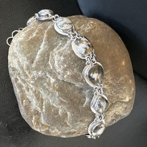 Pulsera Navajo de Plata Esterlina con Eslabones de Turquesa de Búfalo Blanco de 8 Piedras / 20 cm / Joyería Hecha a Mano 16378