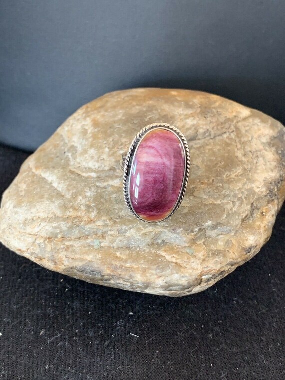 Native American Sterling Silver Purple Spiny Oyster Ring 455
