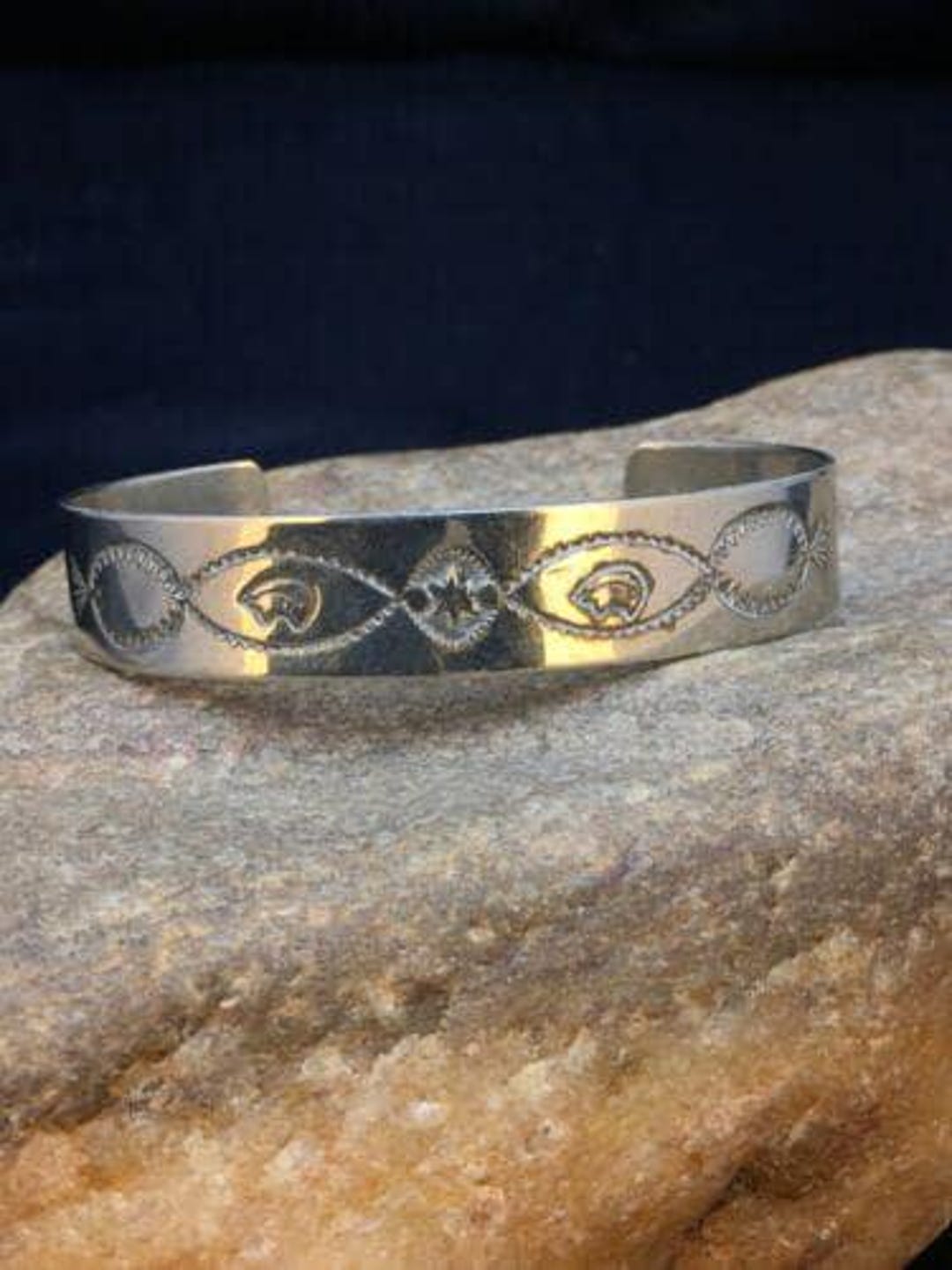 ブレスレット Mini Navajo Bear Bracelet #7965 Navajo Bear Bracelet | Sterling Silver | Authentic Native