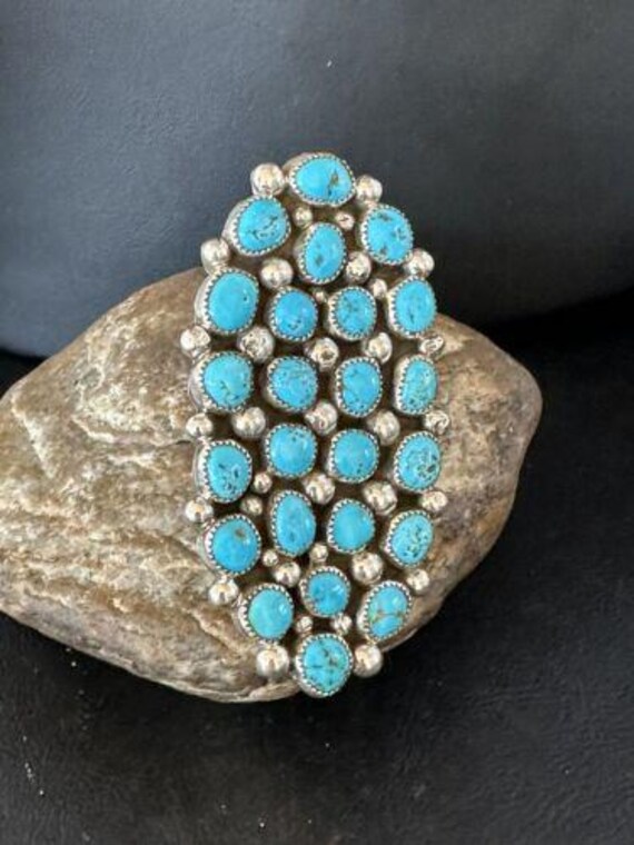 ナバホ族 キングマン ターコイズ クラスターリング | 本物のネイティブ