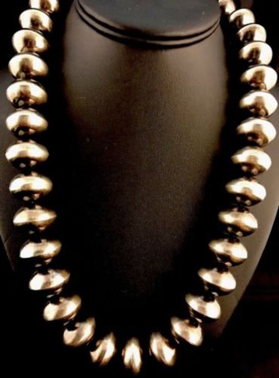 Navajo clearance silver necklace