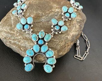 ナバホ族のマルチカラーブルーターコイズペンダント | スターリング