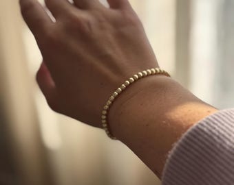 18K Gold Bead Stretchy Bracelet: Minimalist Stacking Jewelry