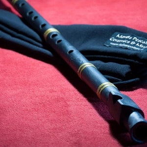 Koile transverse flute in Bucchero