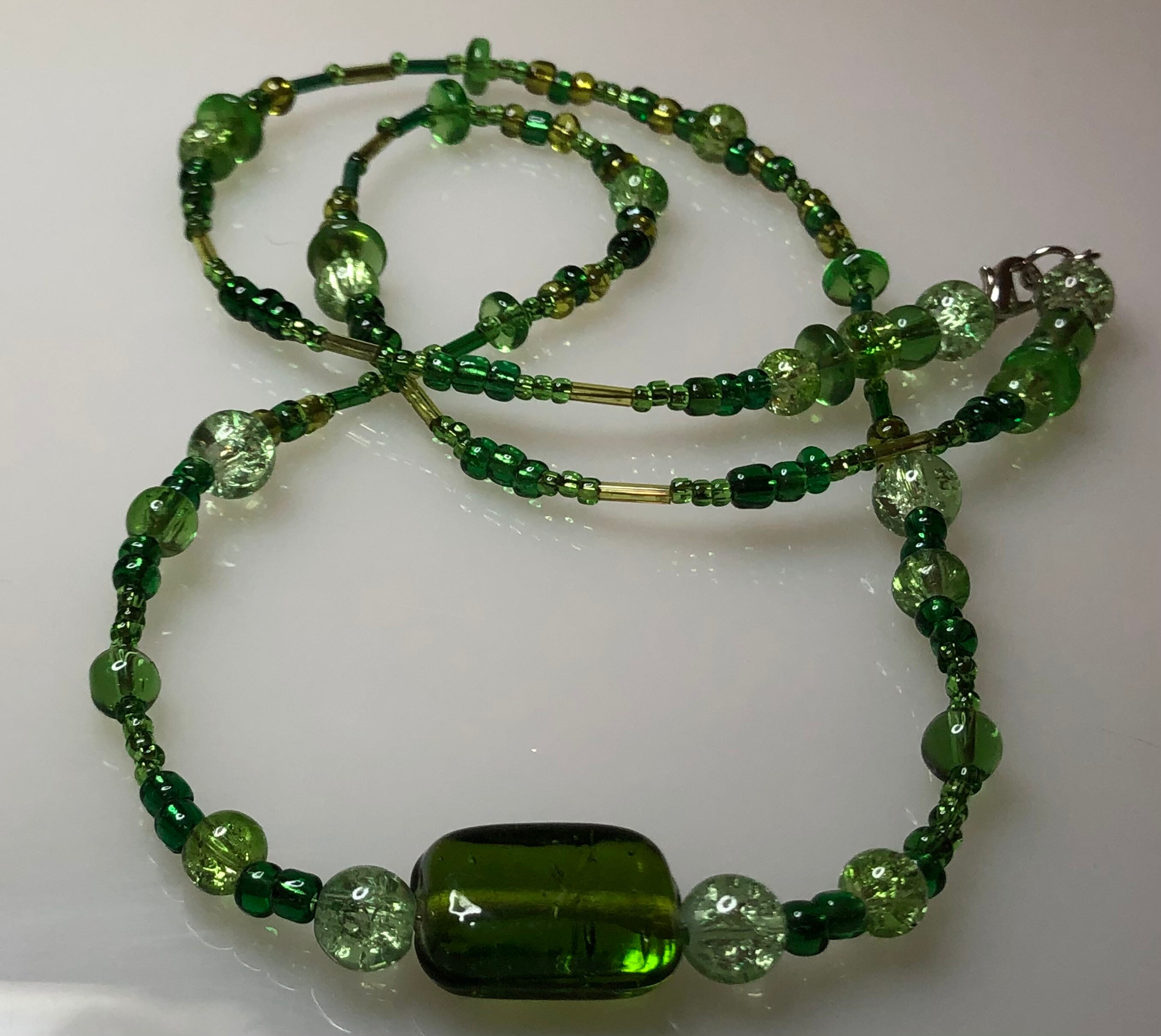 Perline di vetro verde Collana da 27 1/4 pollice In vetro - Etsy Italia