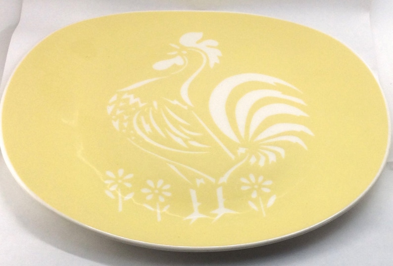 Harkerware Cock O/' Morn Yellow Platter Vintage Chop Plate White Rooster 1950s