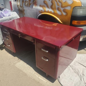Burgundy - Tanker Desk Vintage Steel