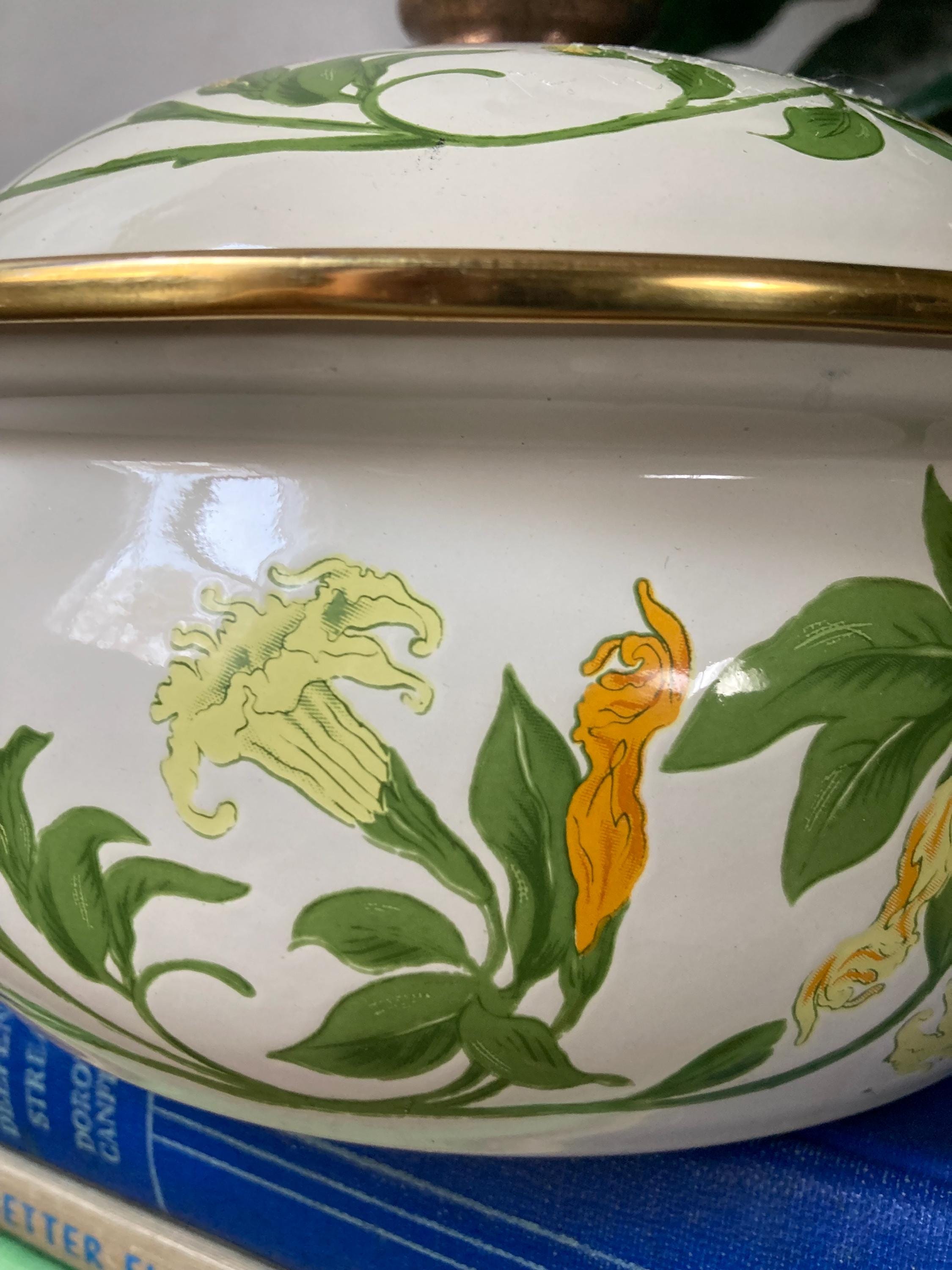 Asta Floral Enamel Pot With Lid. B72621 - Etsy