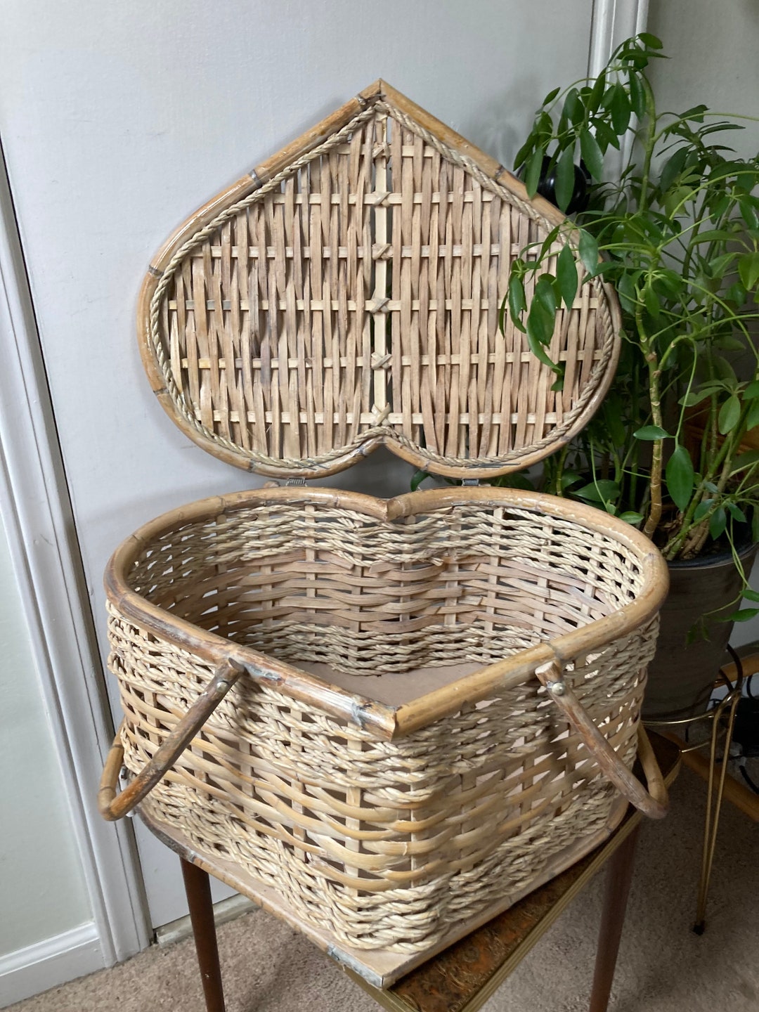 Heart Shaped Picnic Basket Etsy