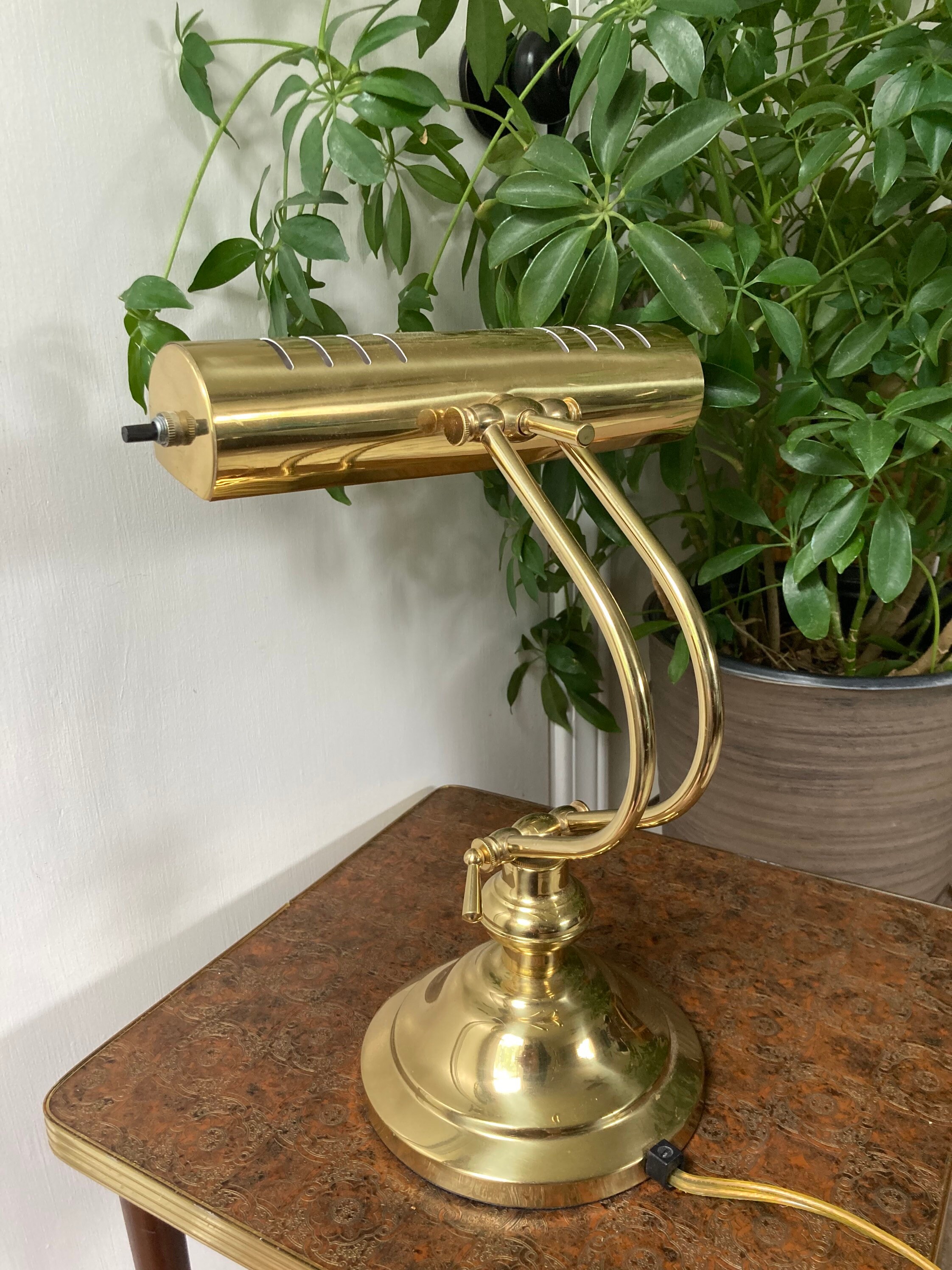 Brass desk lamps deals