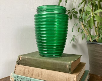 Vintage green glass vase.    B