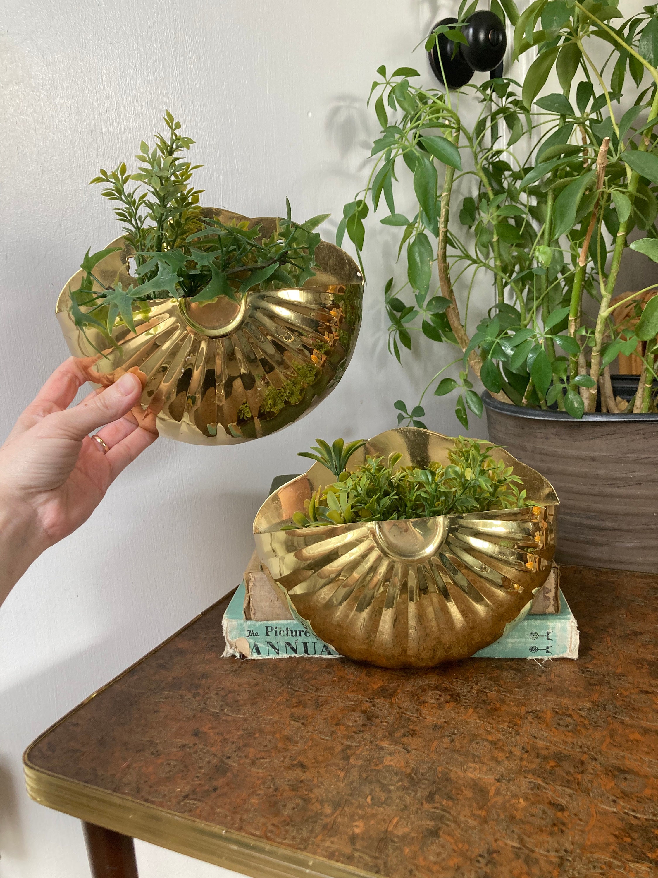 2pcs Vintage Brass Seashell Shell Form Planters
