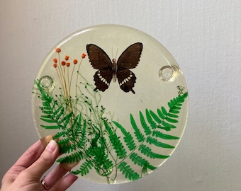 Resin butterfly trivet