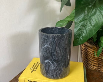 Gray marble wine holder