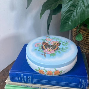 Vintage Daher butterfly tin