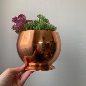 Copper pedestal bowl