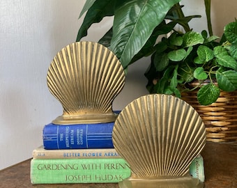 Brass clam shell bookends