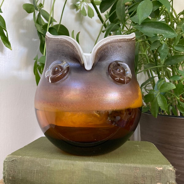 Thick glass owl vase
