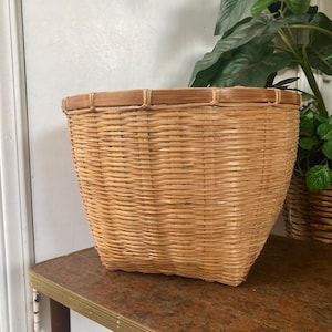 Bamboo planter basket