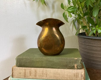 Brass bag vase