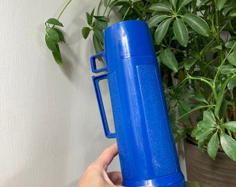 Lot Rare De Thermos Bleus – Modèles 6402 Et 24F, Vous Recevez Les Deux