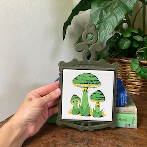 Vintage mushroom tile trivet