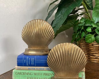 Brass clam shell bookends