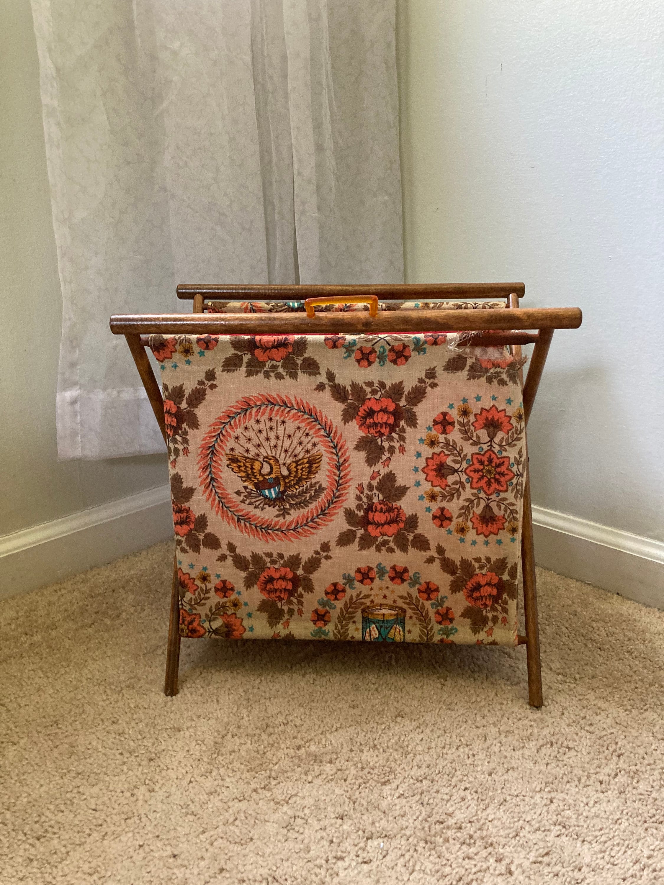 Vintage Sewing Basket  Large Amish Sewing Box w/Organizer Tray — Amish  Baskets