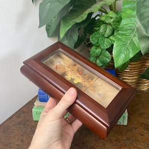 Wood and pressed flowers jewelry box